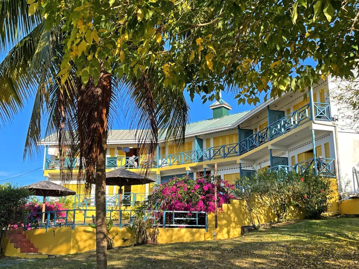 Sherwood Park Apartments Carnbee Village エクステリア 写真